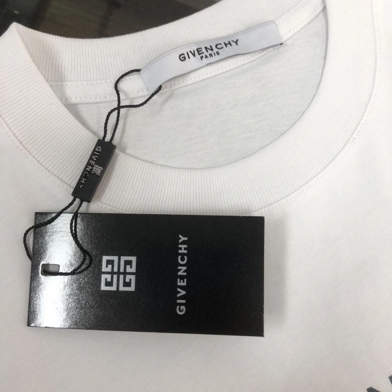 Givenchy T-Shirts Timeless 124161