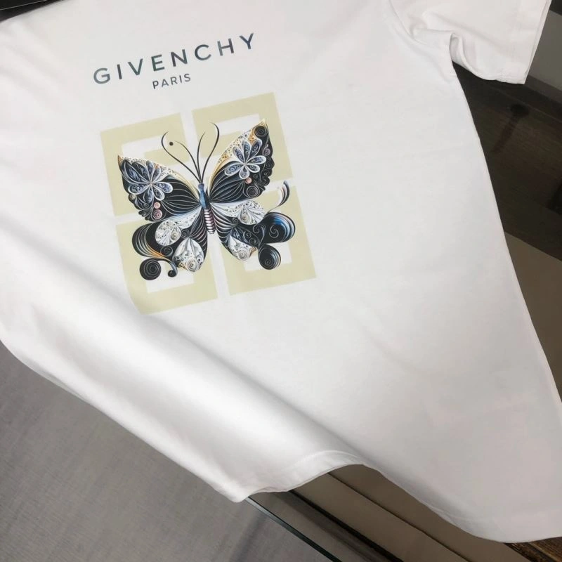 Givenchy T-Shirts Timeless 124161
