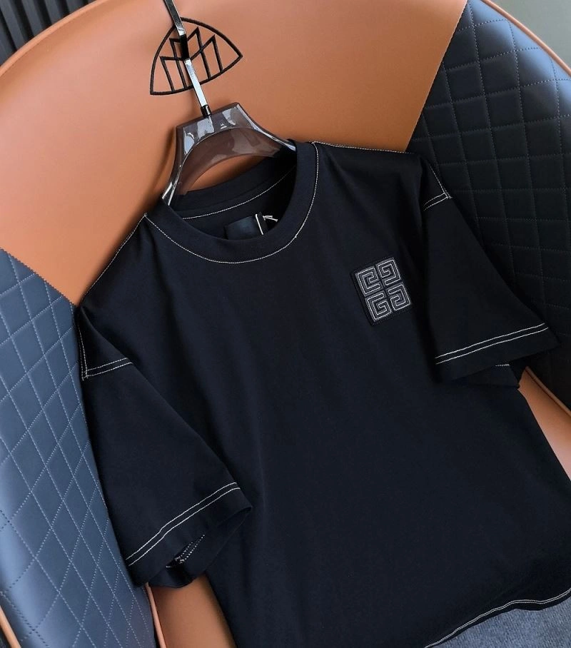 Givenchy T-Shirts AllSeason 124156