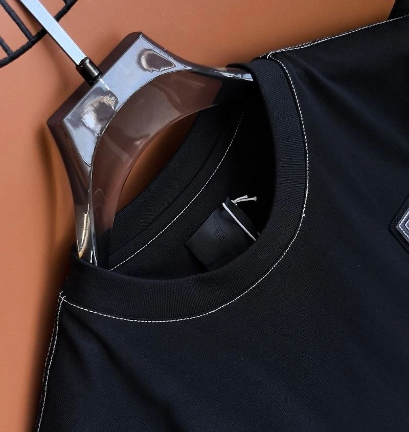Givenchy T-Shirts AllSeason 124156