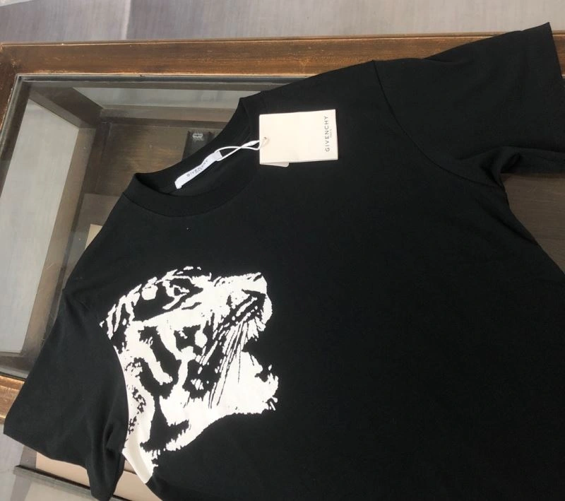 Givenchy T-Shirts Effortless 124160
