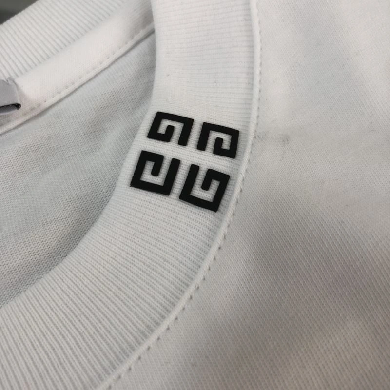 Givenchy T-Shirts WaterResistant 124154
