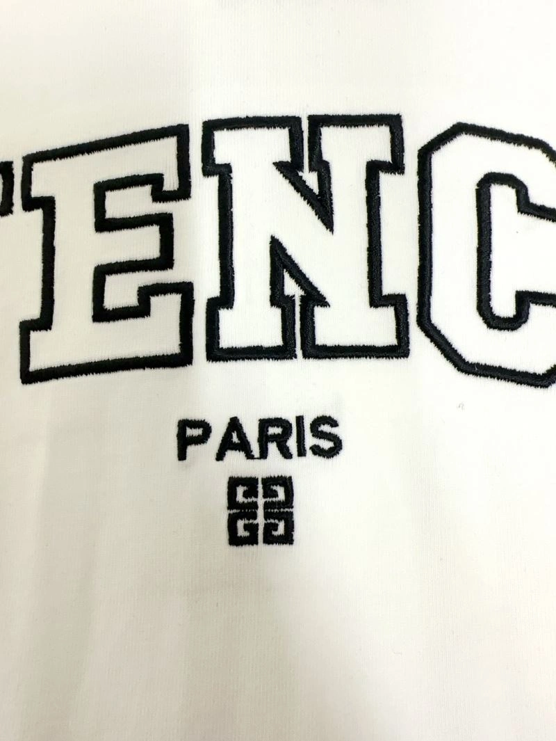 Givenchy T-Shirts Resilient 124072