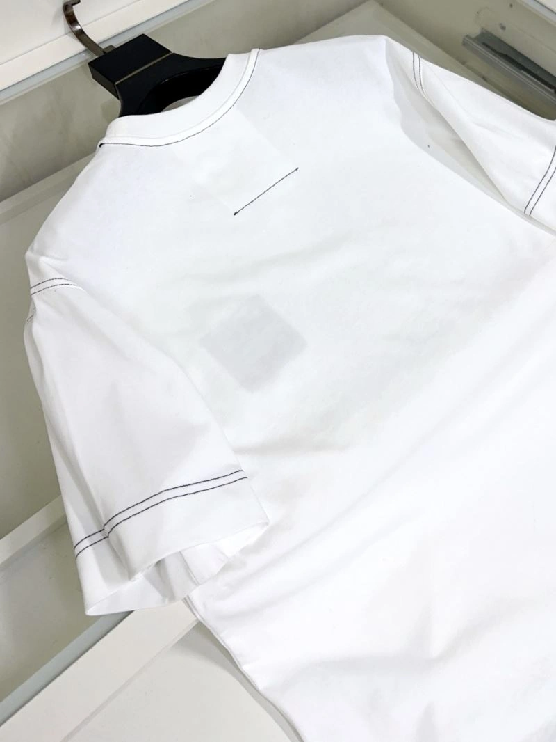 Sophisticated Givenchy T-Shirts 124097