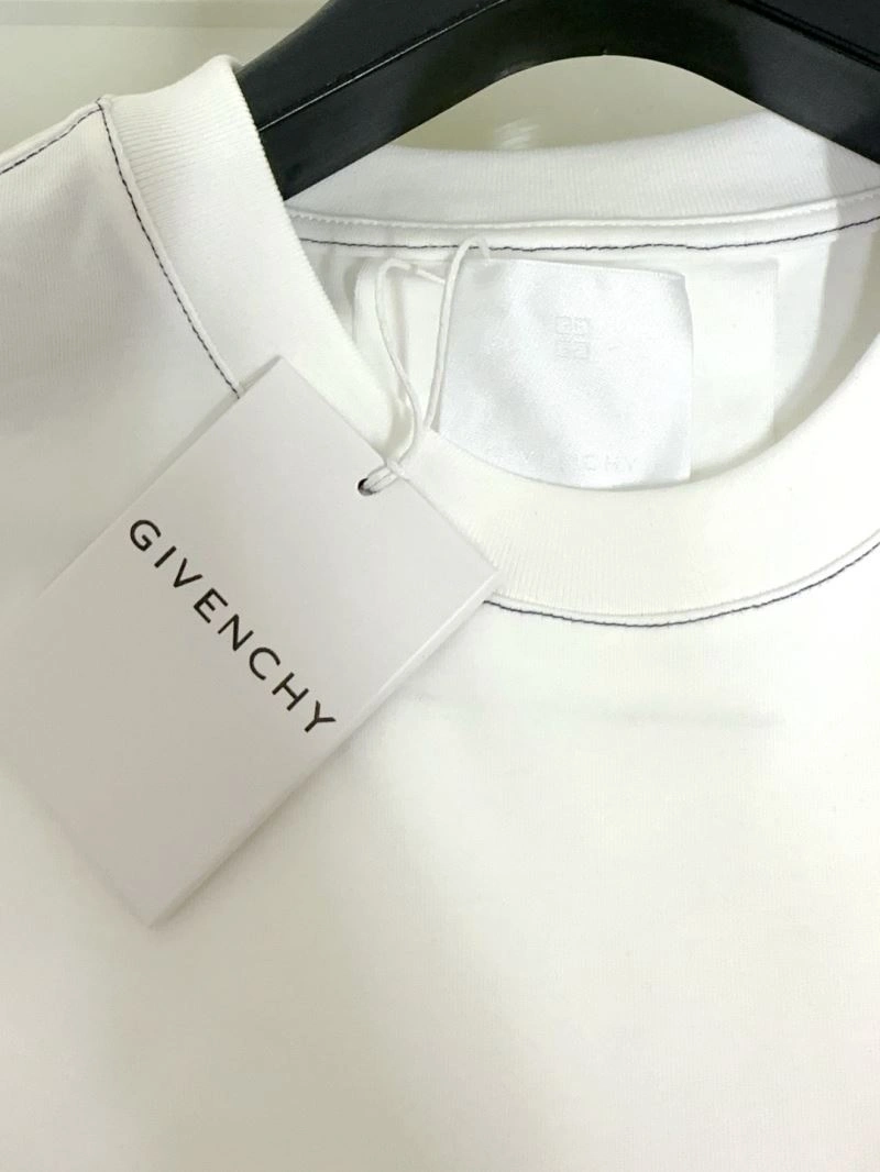 Sophisticated Givenchy T-Shirts 124097