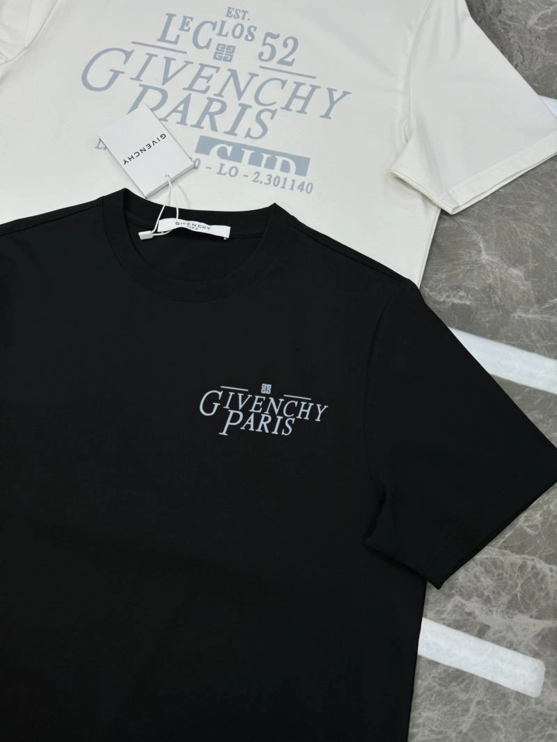 Givenchy T-Shirts Sleek 124067