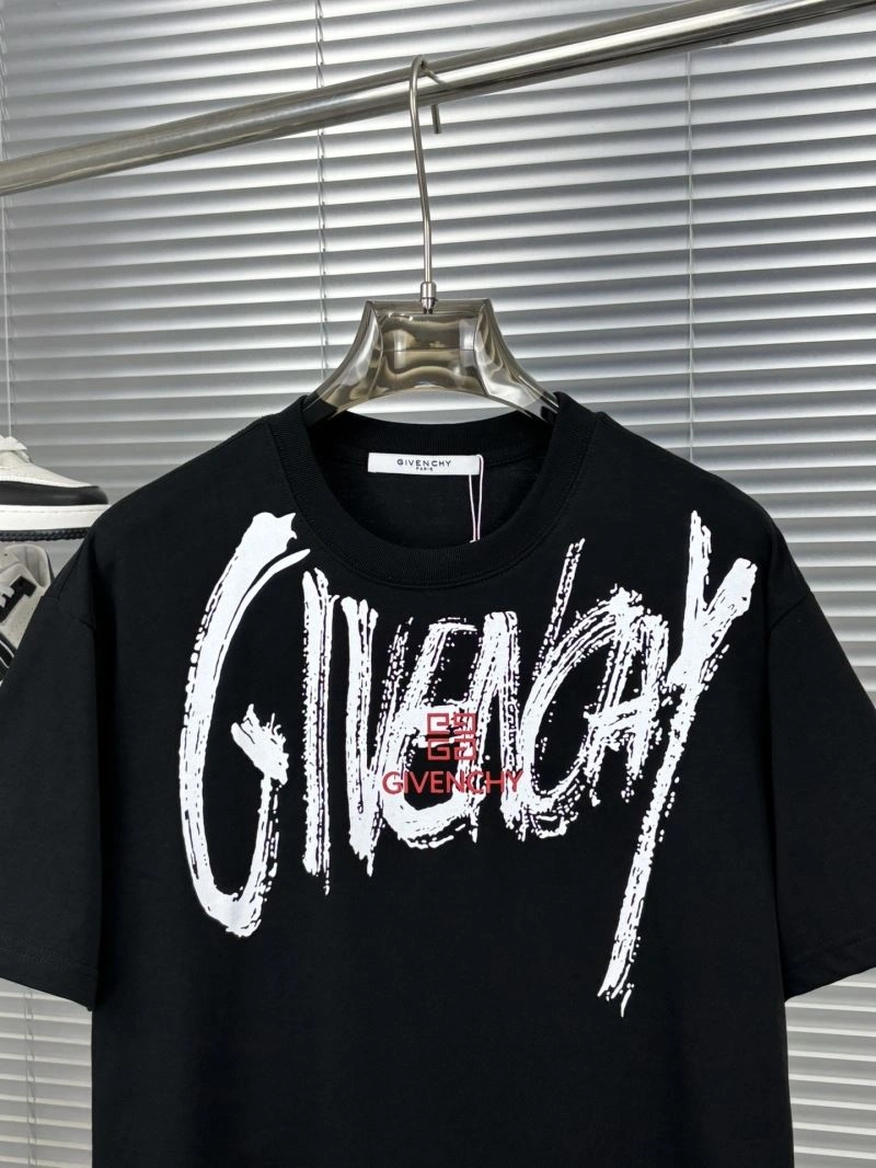 Givenchy T-Shirts Cozy 124068