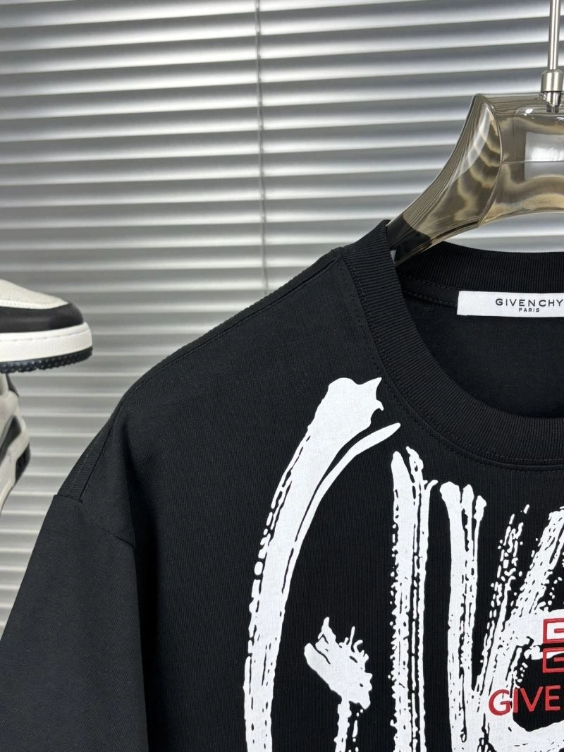 Givenchy T-Shirts Cozy 124068