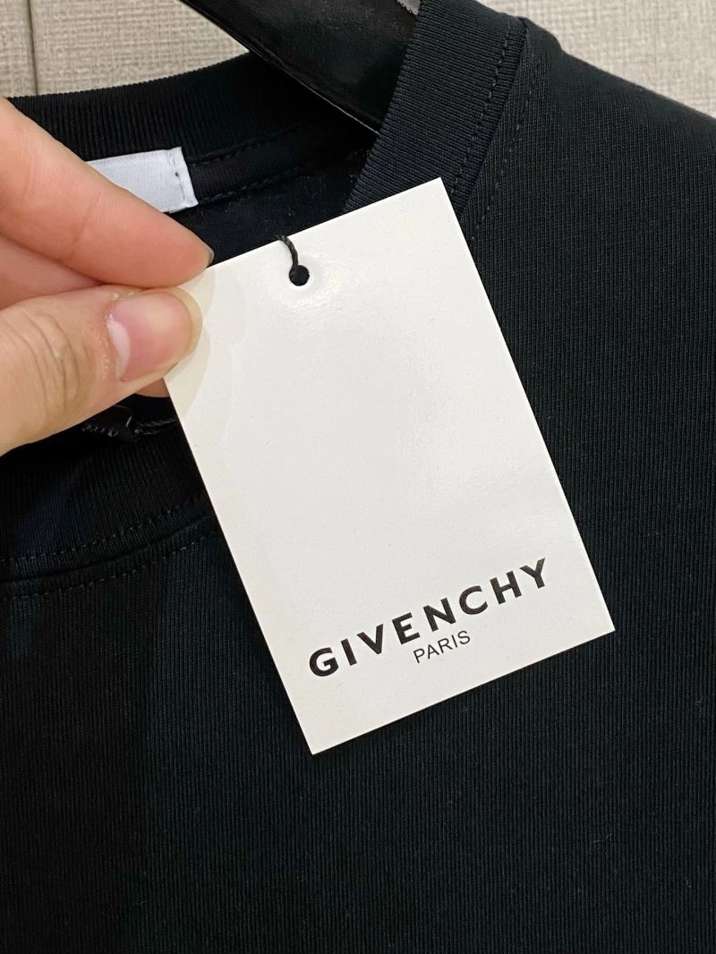 Givenchy T-Shirts Sustainable 124064