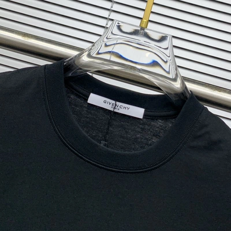 Durable Givenchy T-Shirts 124065