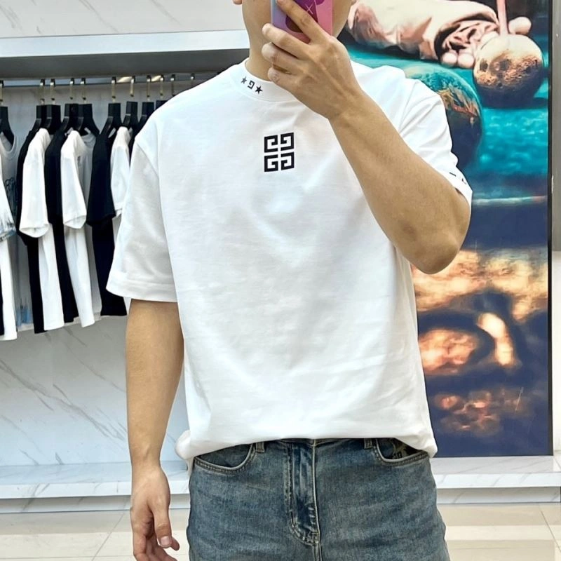 Givenchy T-Shirts ModernLook 124058