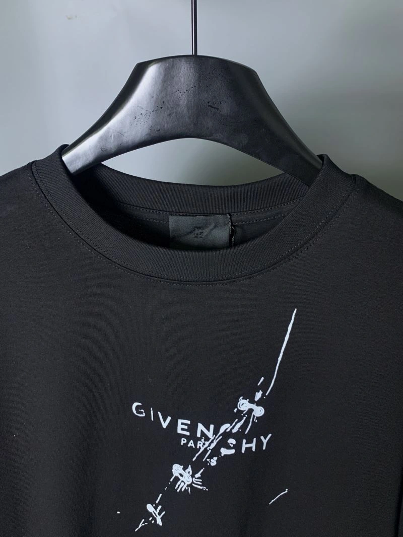 TravelReady Givenchy T-Shirts 124055