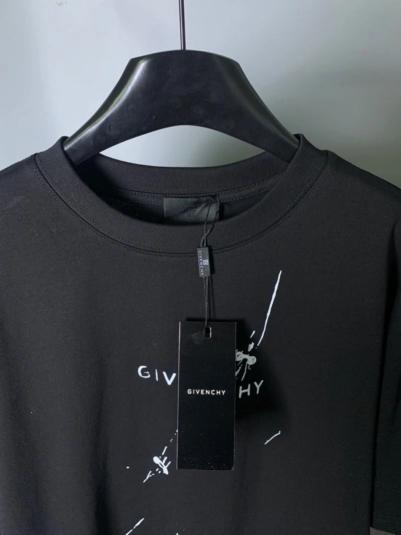 TravelReady Givenchy T-Shirts 124055