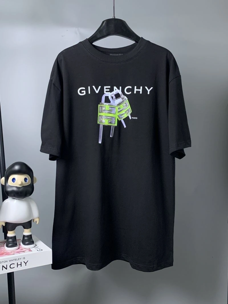 Givenchy T-Shirts TimelessDesign 124049
