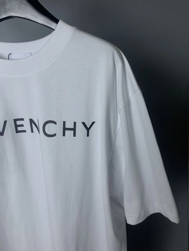 TechFriendly Givenchy T-Shirts 124047