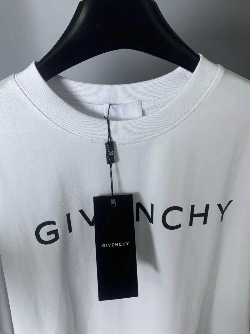 TechFriendly Givenchy T-Shirts 124047