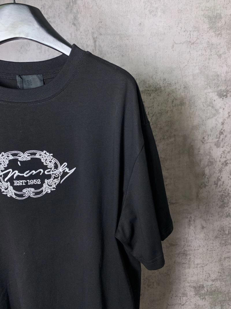 Durable Givenchy T-Shirts 124037