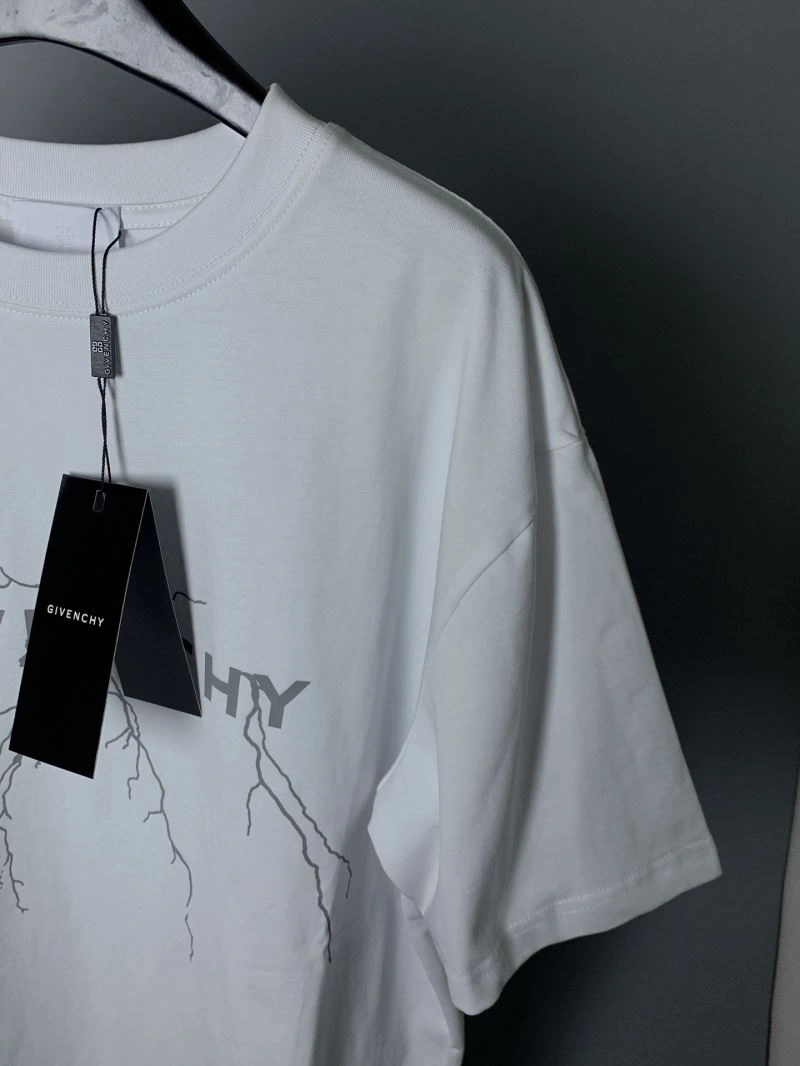 WellDesigned Givenchy T-Shirts 124040