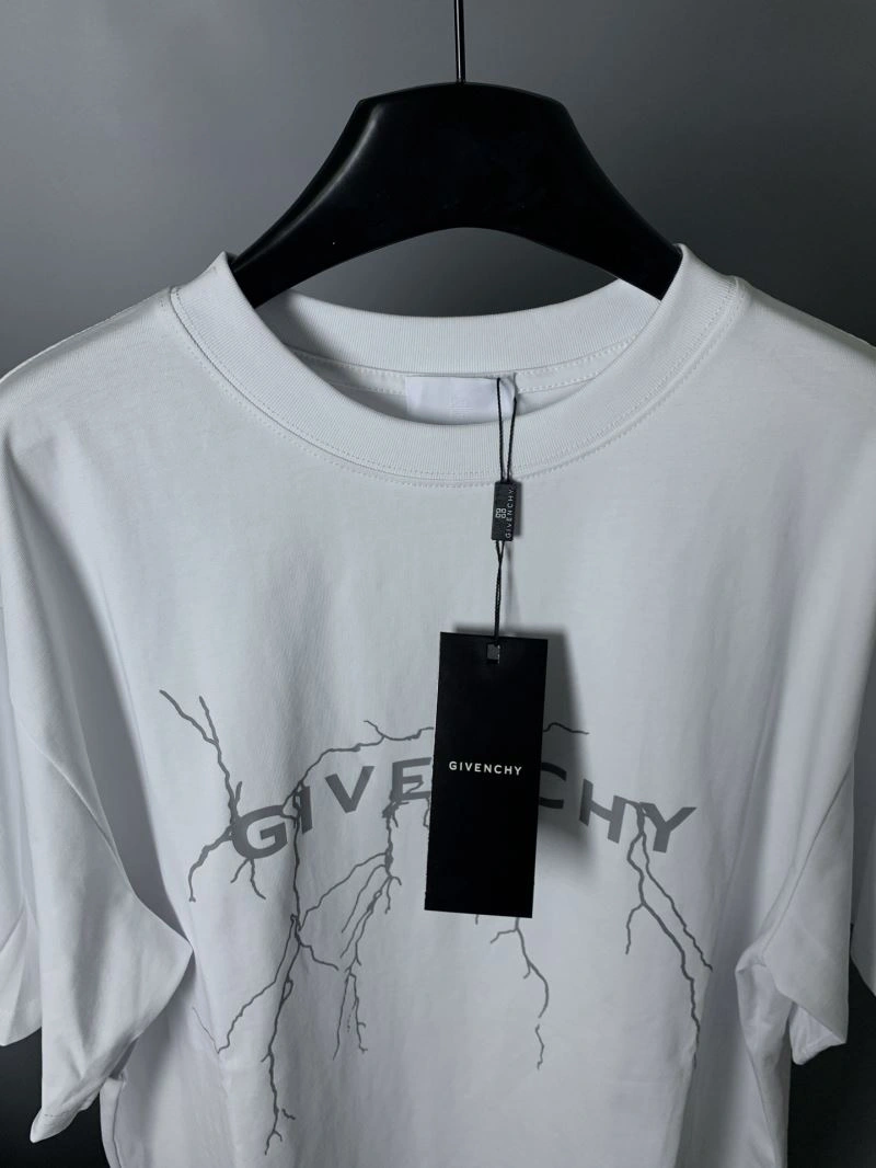 WellDesigned Givenchy T-Shirts 124040
