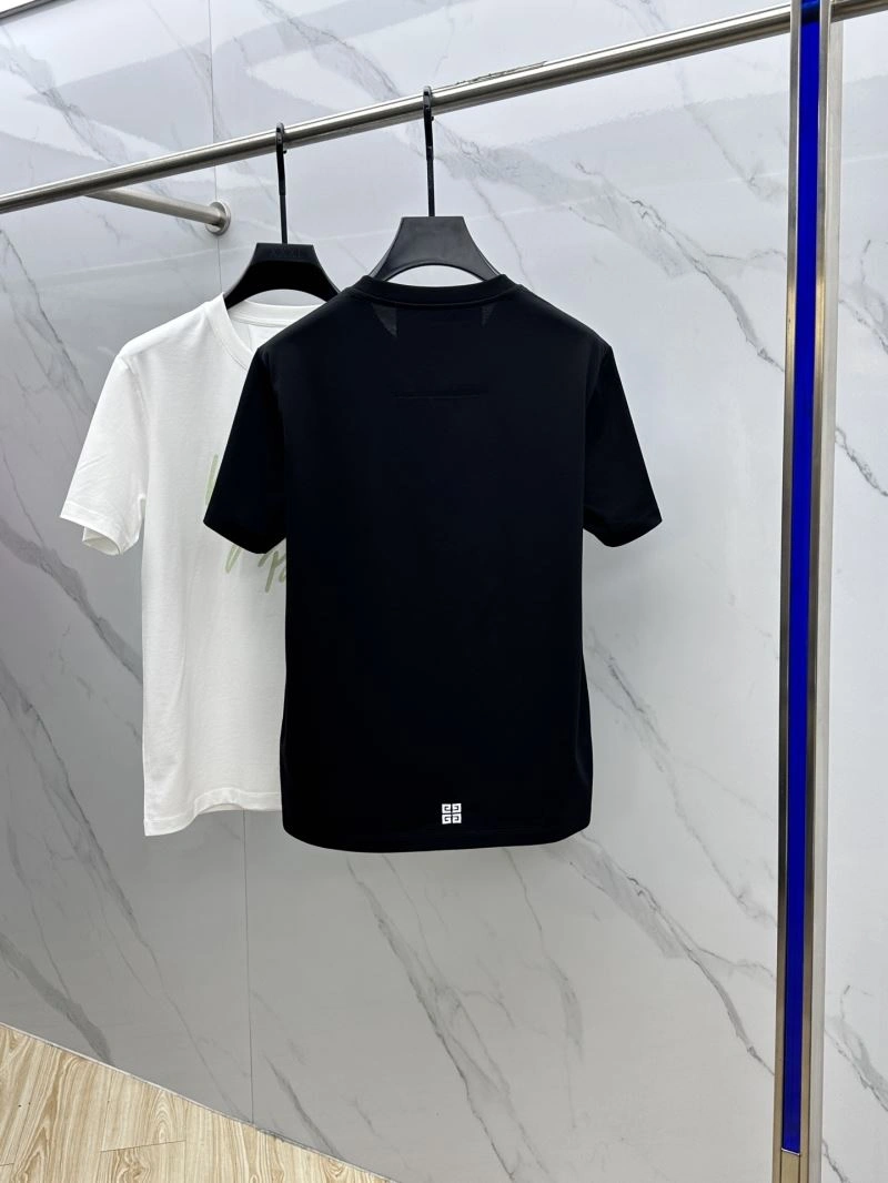 Givenchy T-Shirts EasyMatch 124052