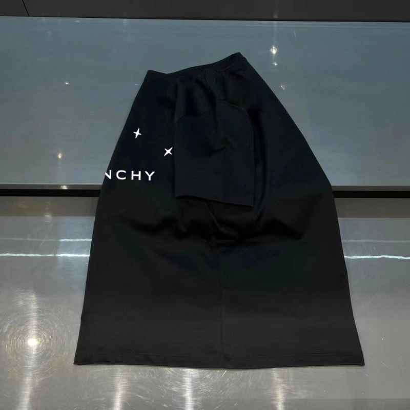 Givenchy T-Shirts HighPerformance 124029