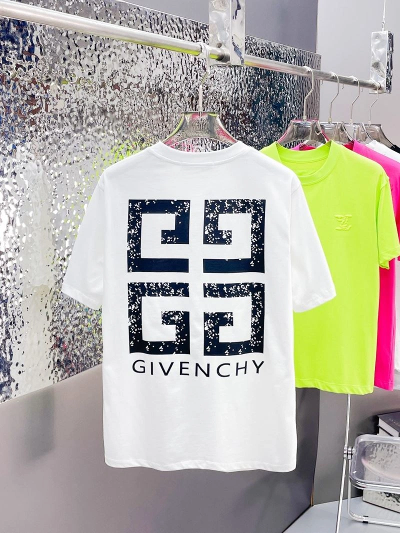 Givenchy T-Shirts Chic 124027