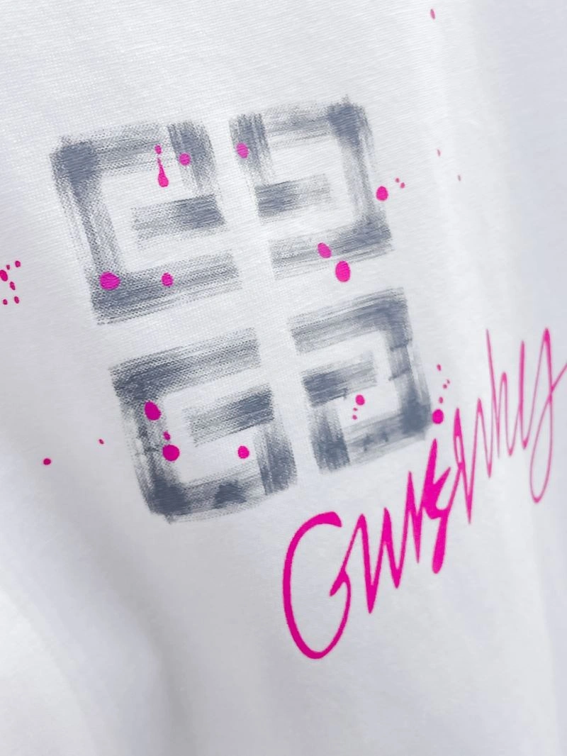 Givenchy T-Shirts SmoothTexture 124030