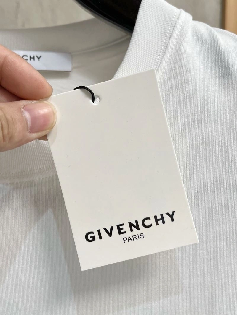 Givenchy T-Shirts Bold 124025
