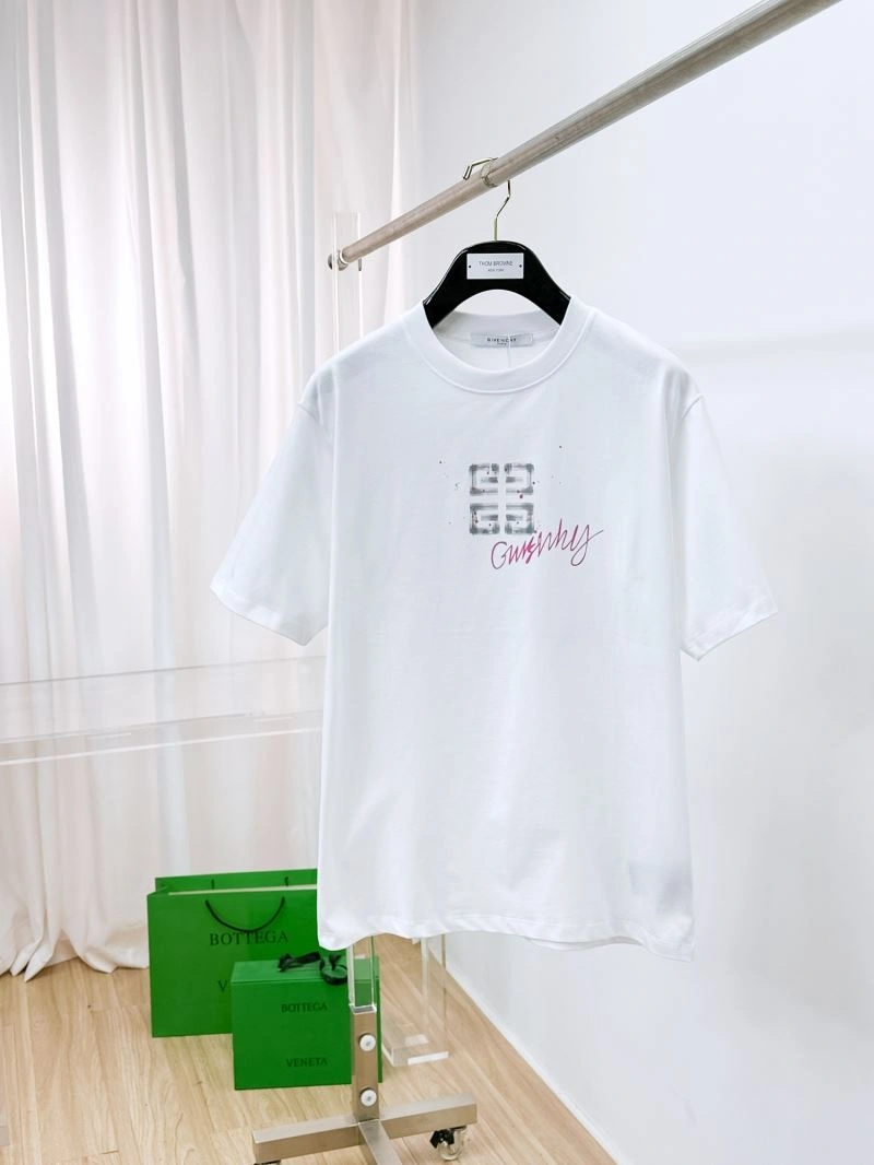 Givenchy T-Shirts Efficient 123992