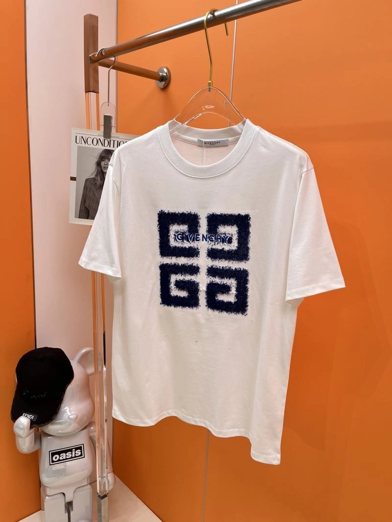 Cozy Givenchy T-Shirts 123983