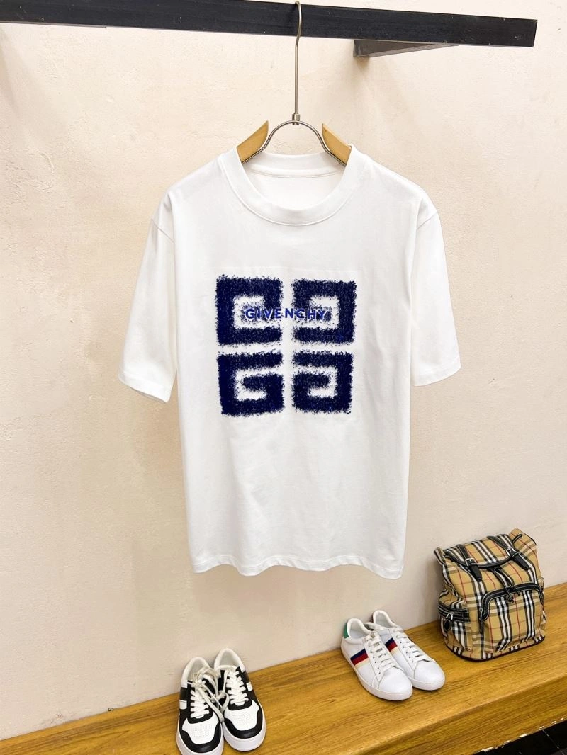RelaxedFit Givenchy T-Shirts 123987