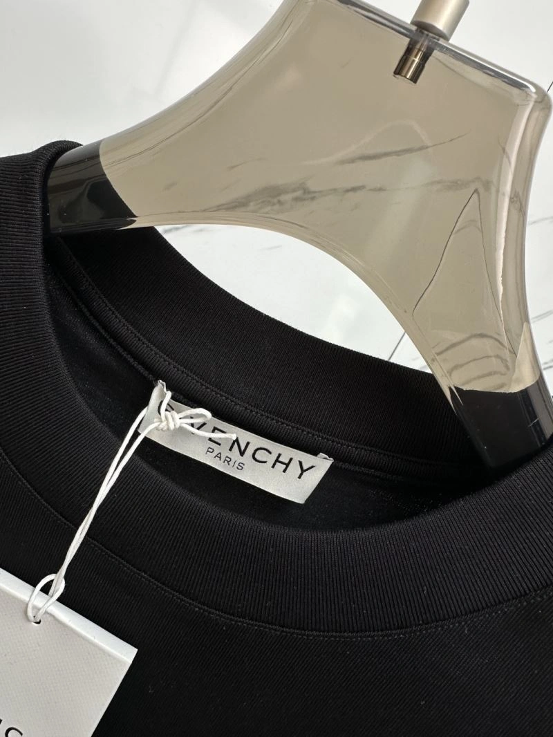 FreshLook Givenchy T-Shirts 123965