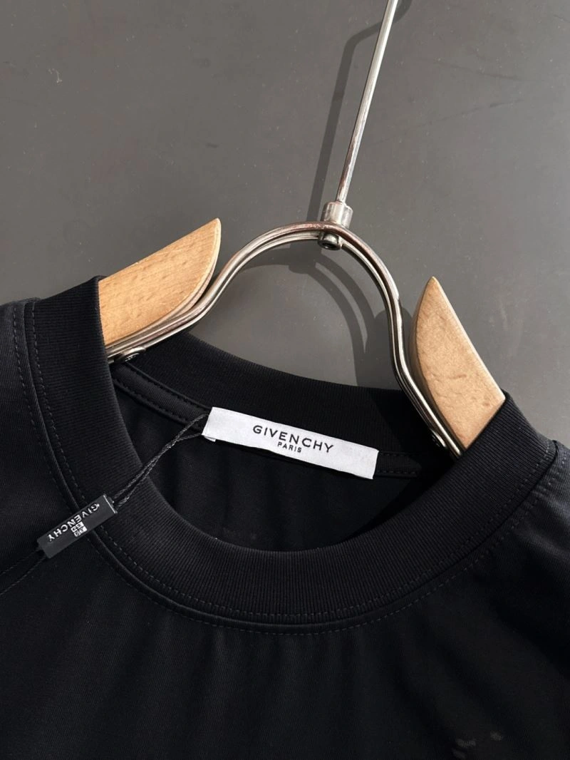 Sleek Givenchy T-Shirts 123960