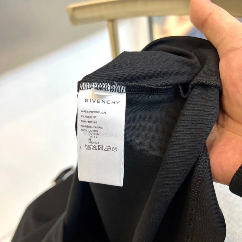 Givenchy T-Shirts Soft 123967