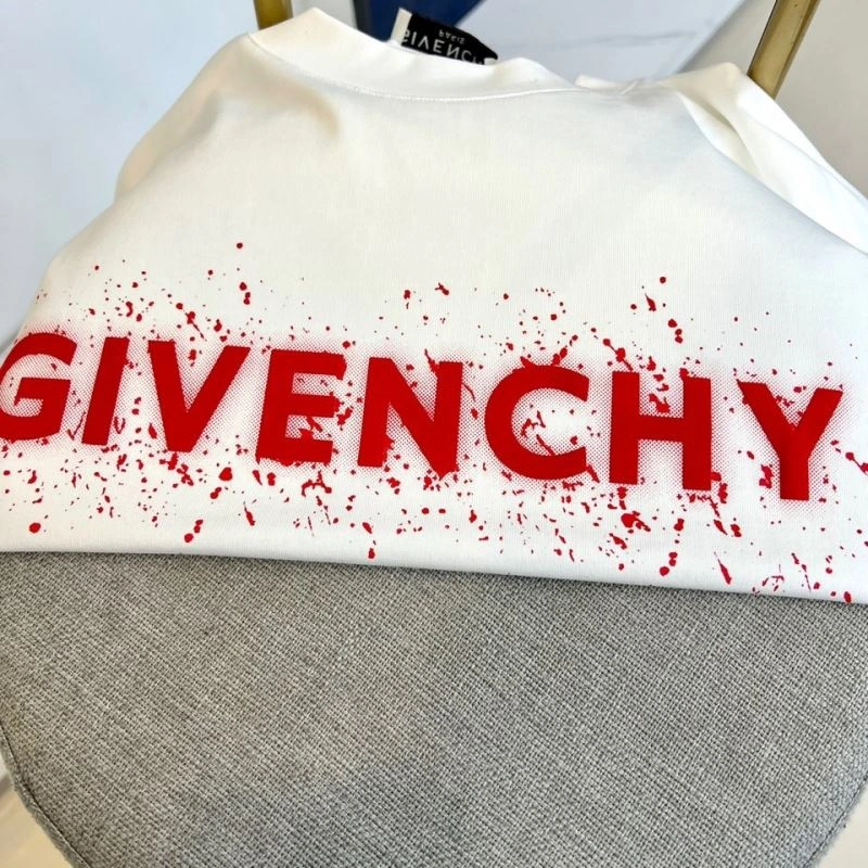 Givenchy T-Shirts Practical 123950