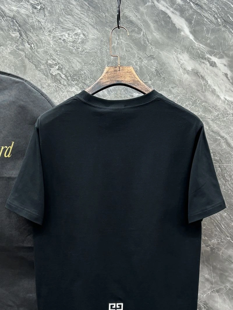 Sustainable Givenchy T-Shirts 123973
