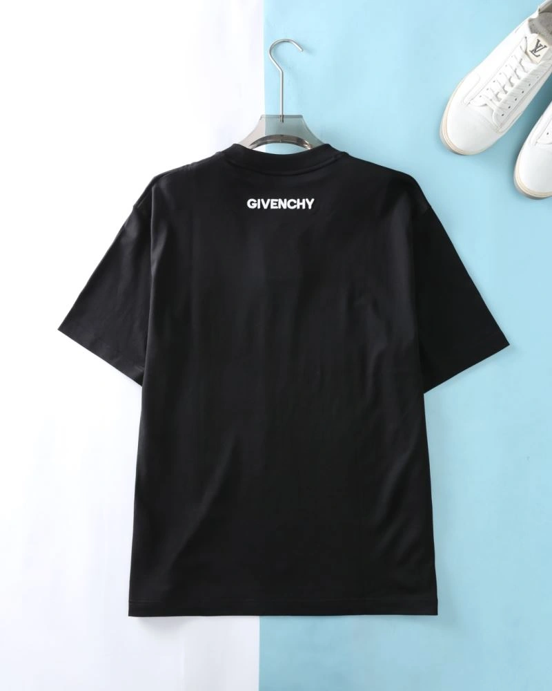 Lightweight Givenchy T-Shirts 123969