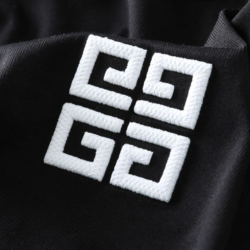 Lightweight Givenchy T-Shirts 123969
