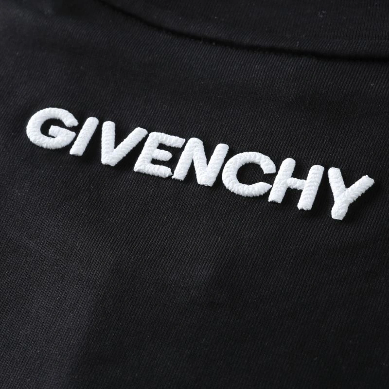 Lightweight Givenchy T-Shirts 123969