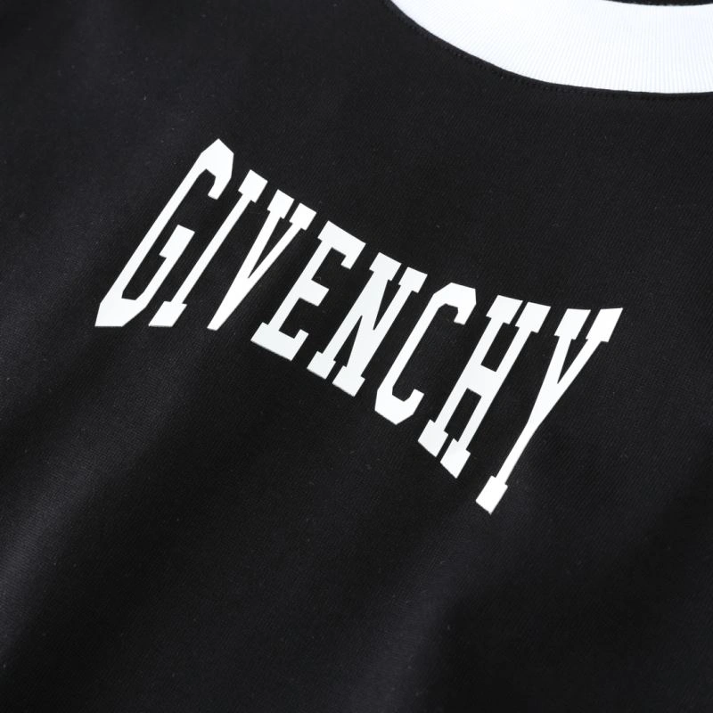 Contemporary Givenchy T-Shirts 123975