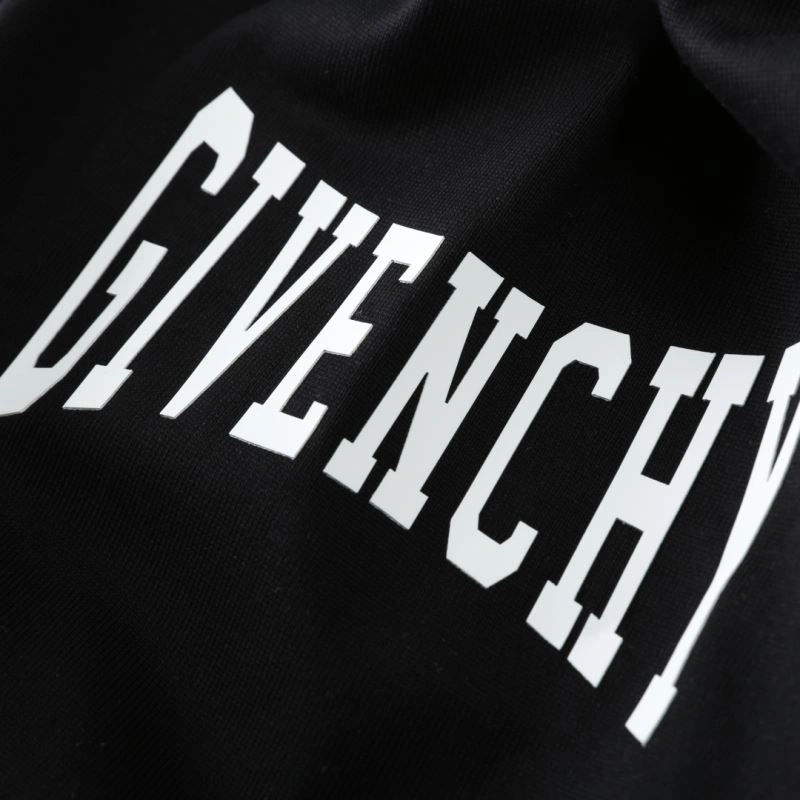 Contemporary Givenchy T-Shirts 123975