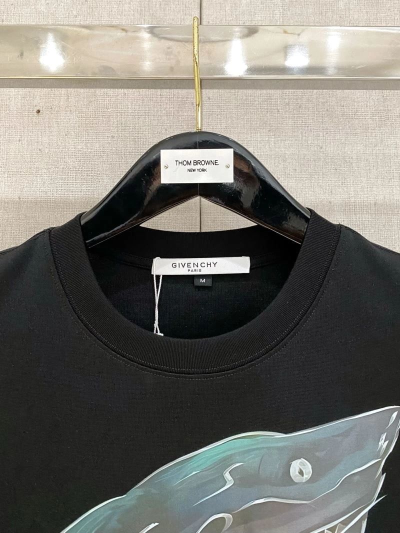 Givenchy T-Shirts Versatile 123962