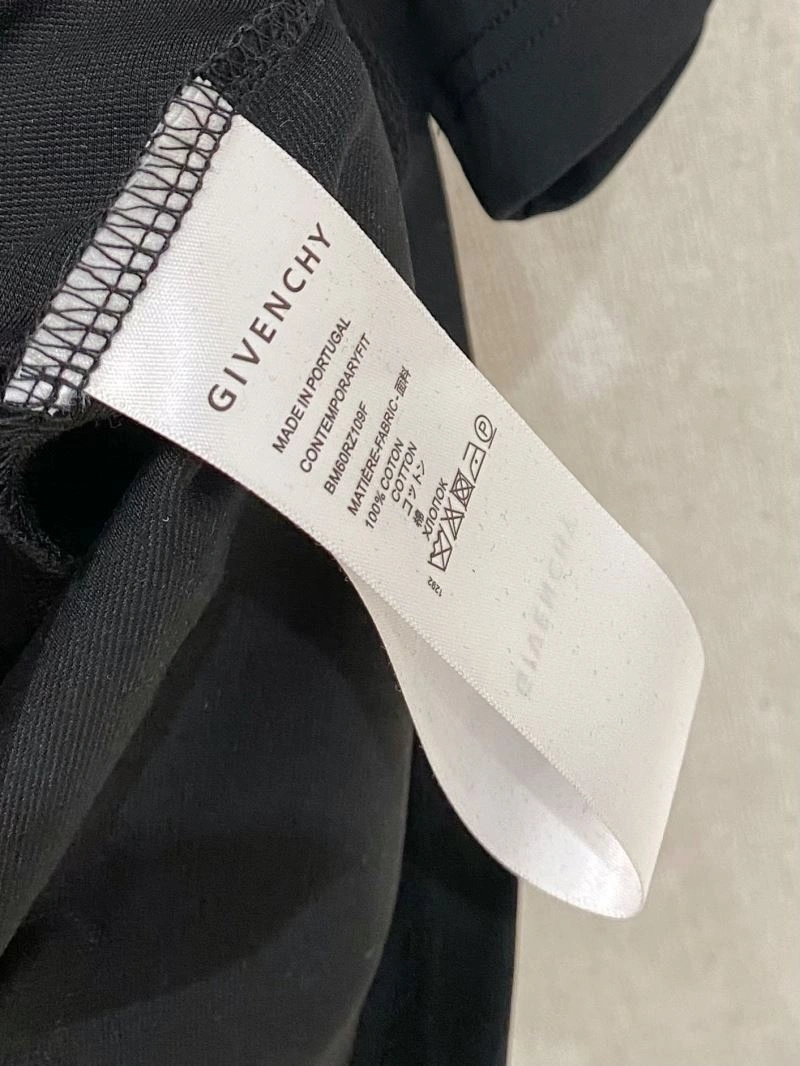 Givenchy T-Shirts Versatile 123962