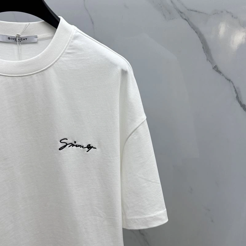 Givenchy T-Shirts UrbanChic 123955