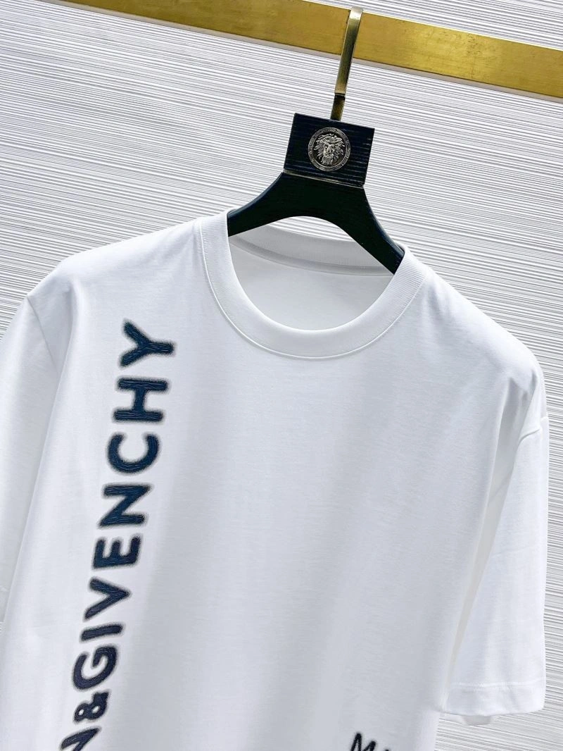 Stretchable Givenchy T-Shirts 123942