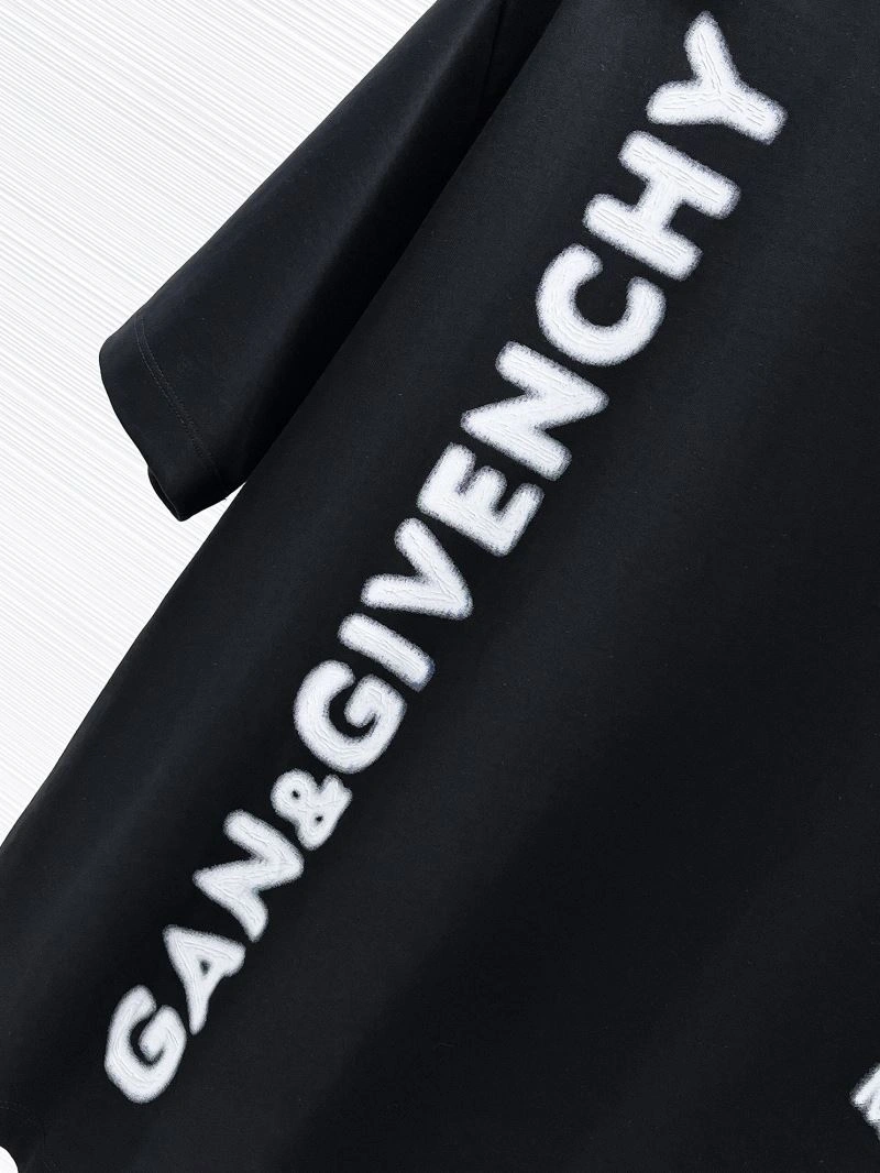 Givenchy T-Shirts GoodFit 123943