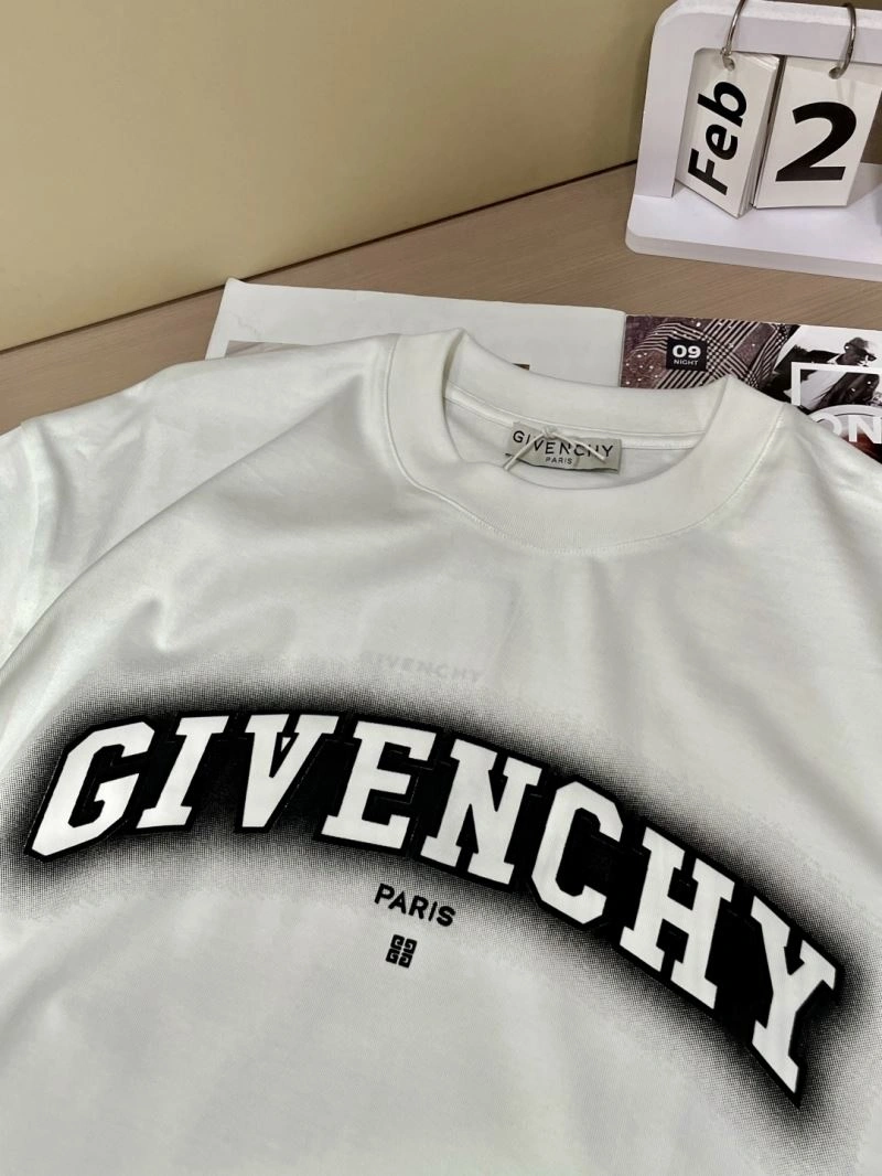 NewStyle Givenchy T-Shirts 123933