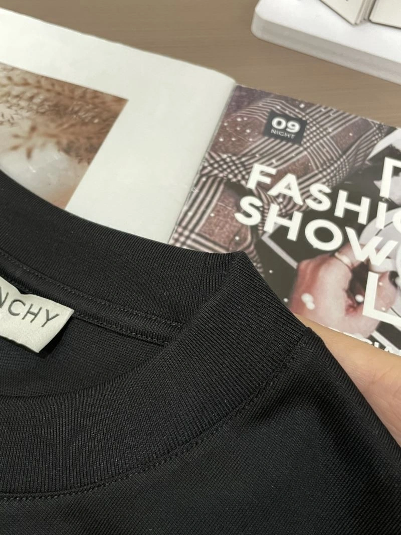 NewStyle Givenchy T-Shirts 123933