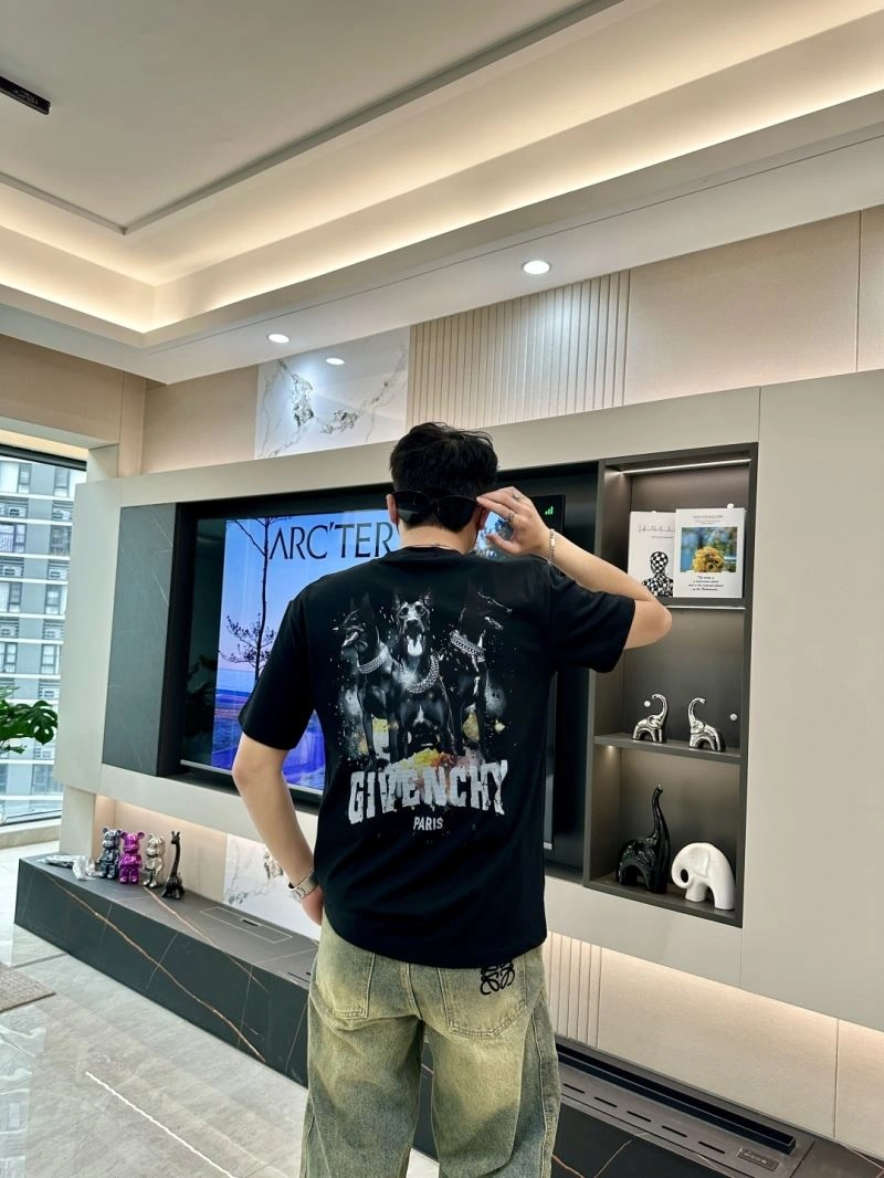 Givenchy T-Shirts MoistureWicking 123923