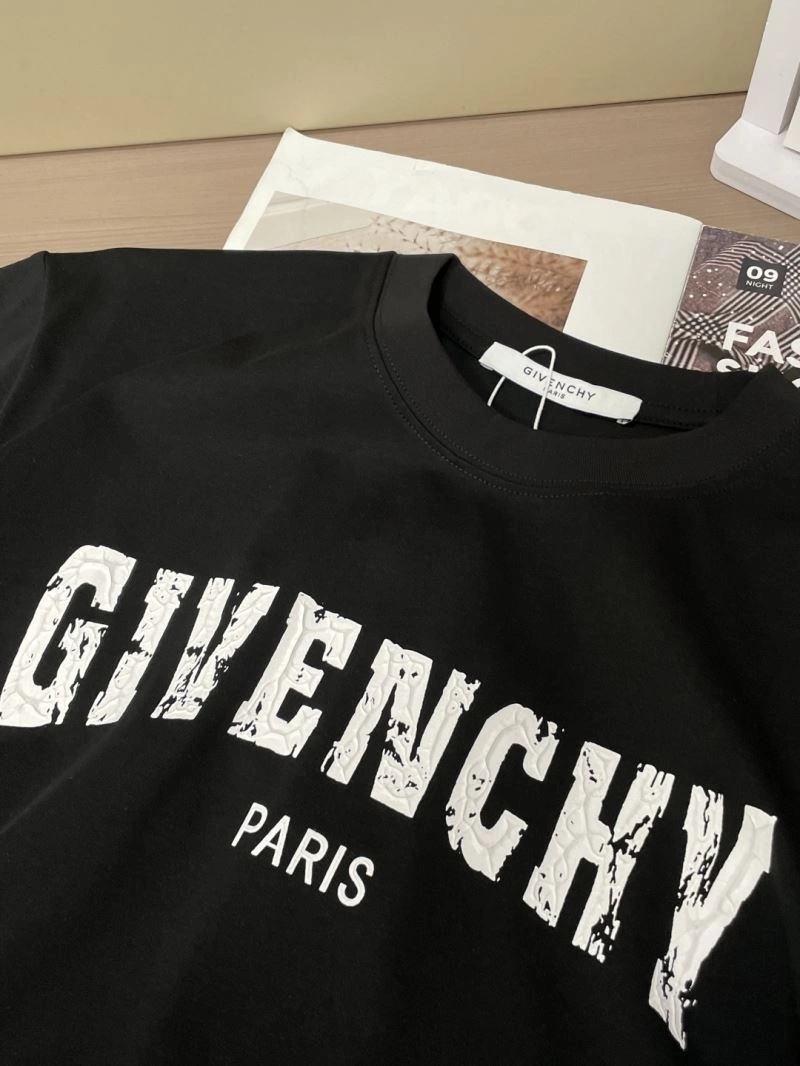 Givenchy T-Shirts MoistureWicking 123923
